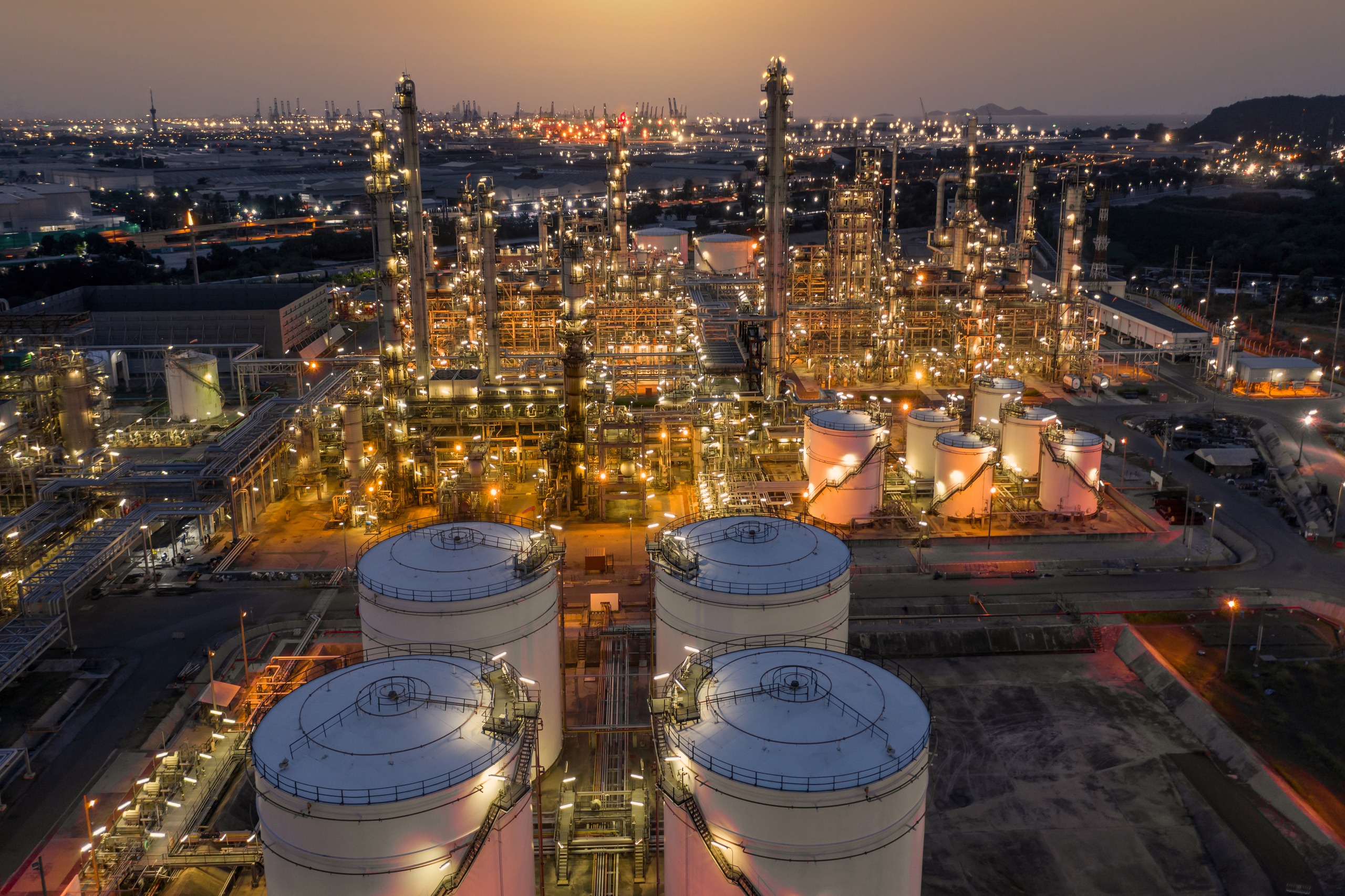 oil-and-gas-petrochemical-industrial-refinery-plan