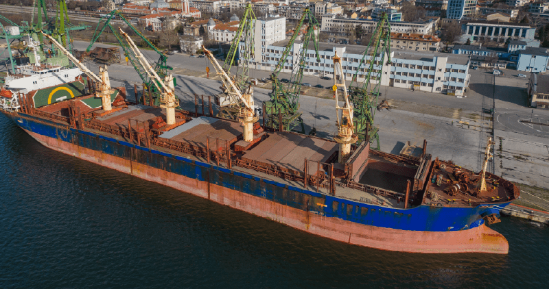 Old and corroded bulk carrier
